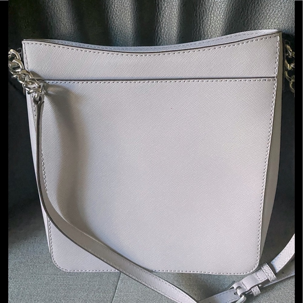 💕NEW MICHAEL KORS LEATHER X-BODY BAG - Picture 9 of 12